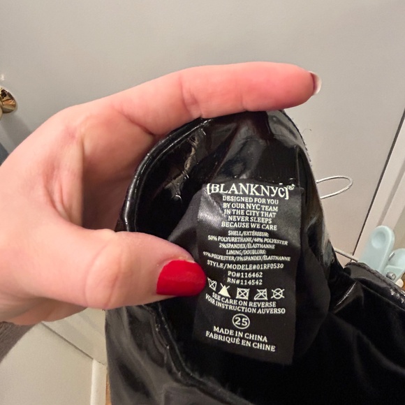 BLANKNYC Womens Vegan Leather Skirt Size 25 - Picture 5 of 5